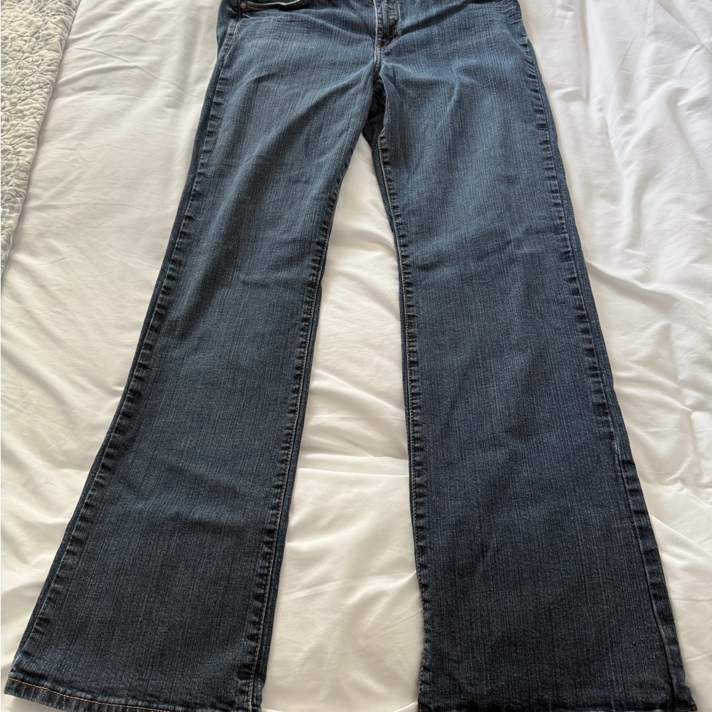 Elegant Navy Flare Jeans for Women